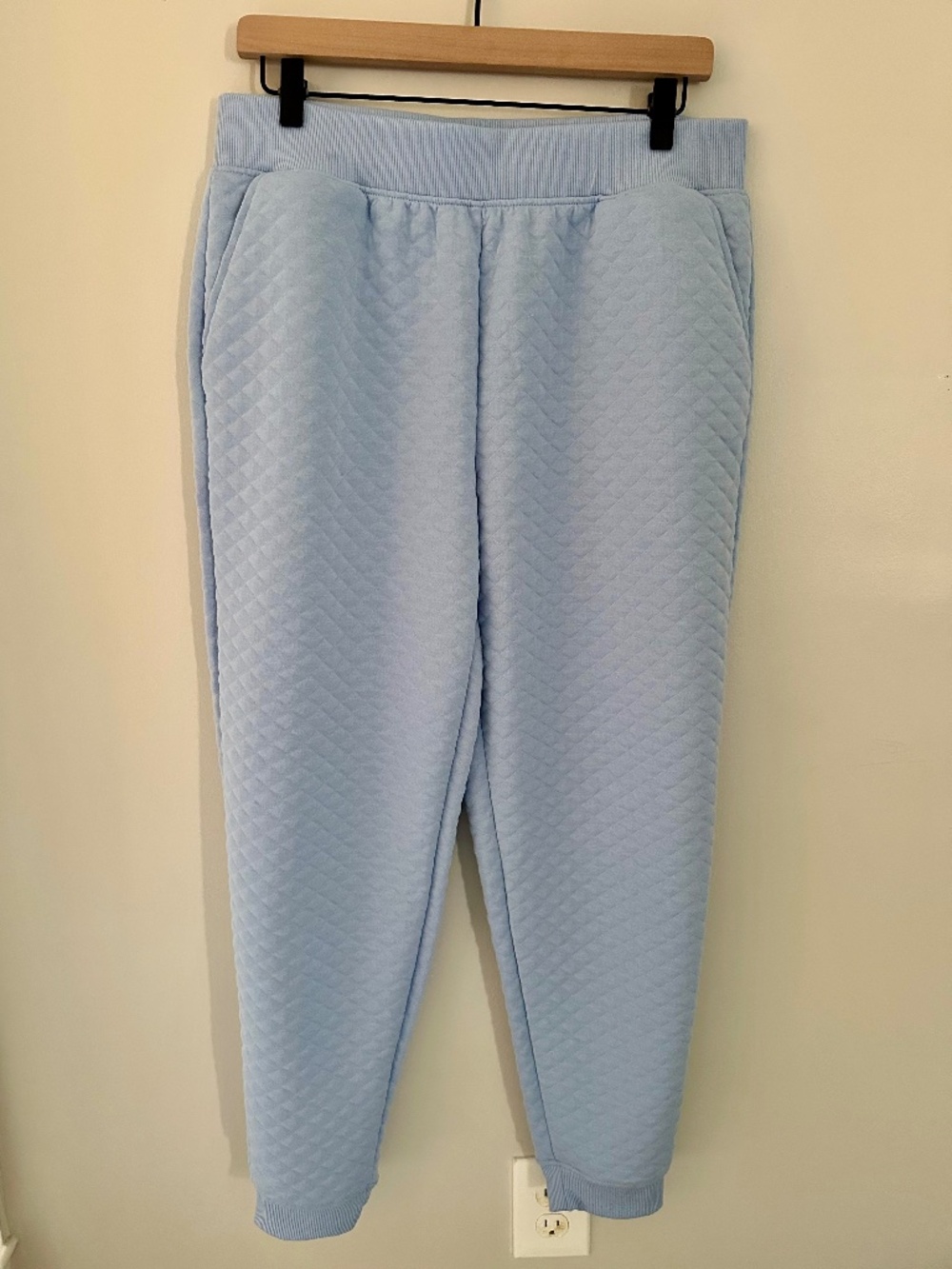 Lands' End Light Blue Quilted Jogger Pants Size Medium